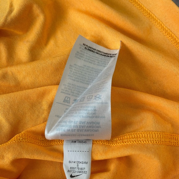 NIKE Tank Top - Picture 4 of 6